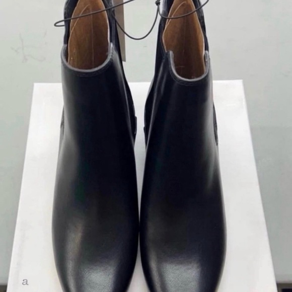 a new day Black Chelsea Ankle Booties Size 9.5 - Picture 2 of 9